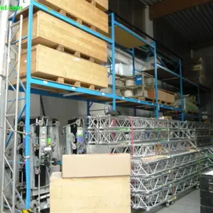 2 Pallet racking - Attention: delayed release