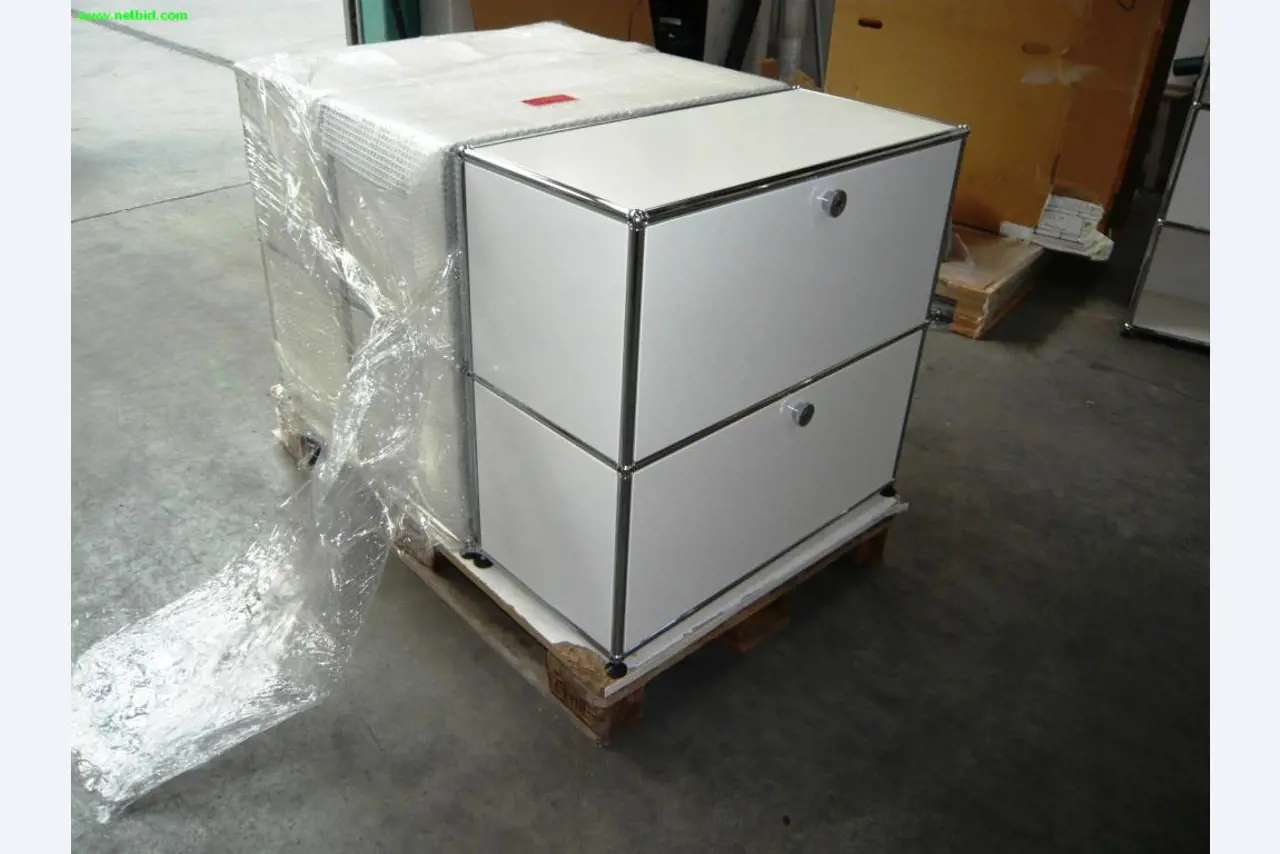 extensive batch of event technology - sound, light and video equipment-1