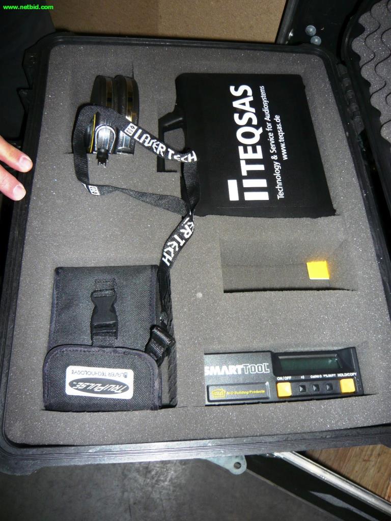 extensive batch of event technology - sound, light and video equipment-5