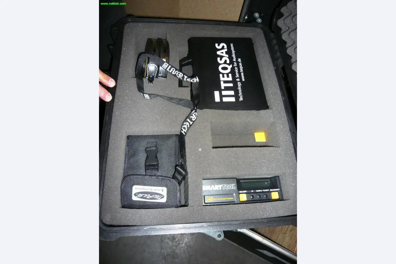 extensive batch of event technology - sound, light and video equipment-5