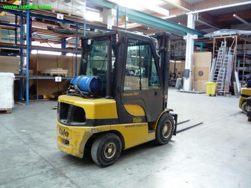 extensive batch of event technology - sound, light and video equipment-2