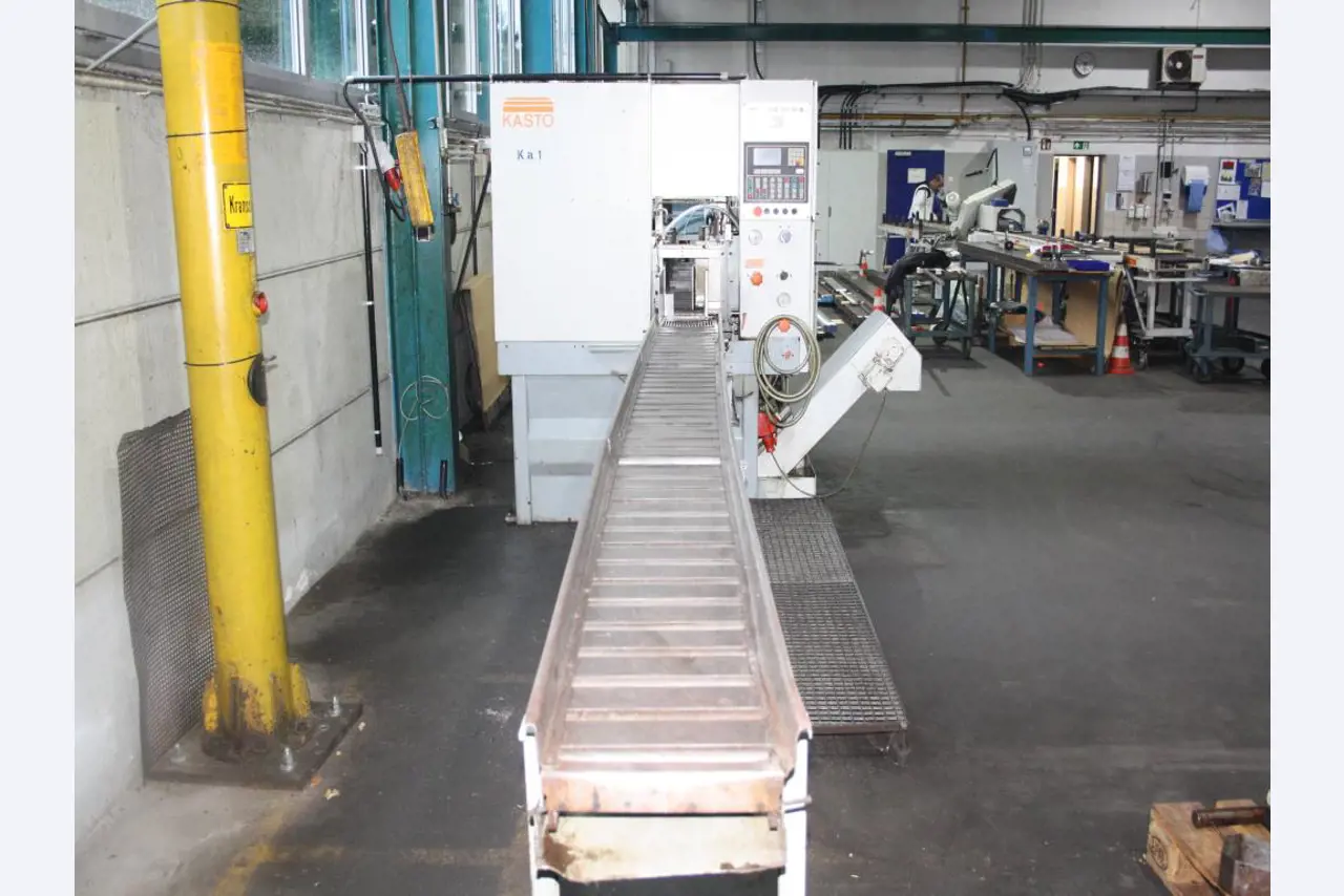 well-maintained machines from the metalworking/ machining sector -6