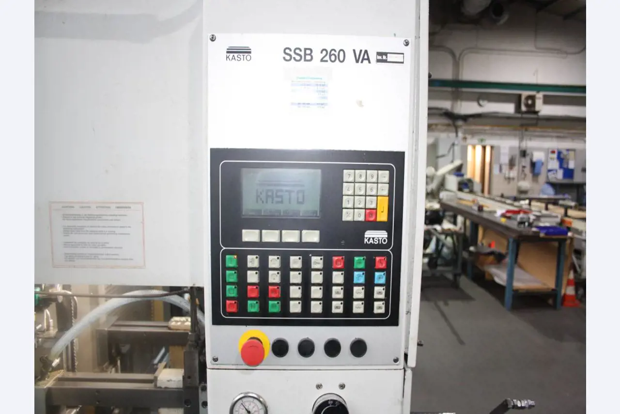 well-maintained machines from the metalworking/ machining sector -9