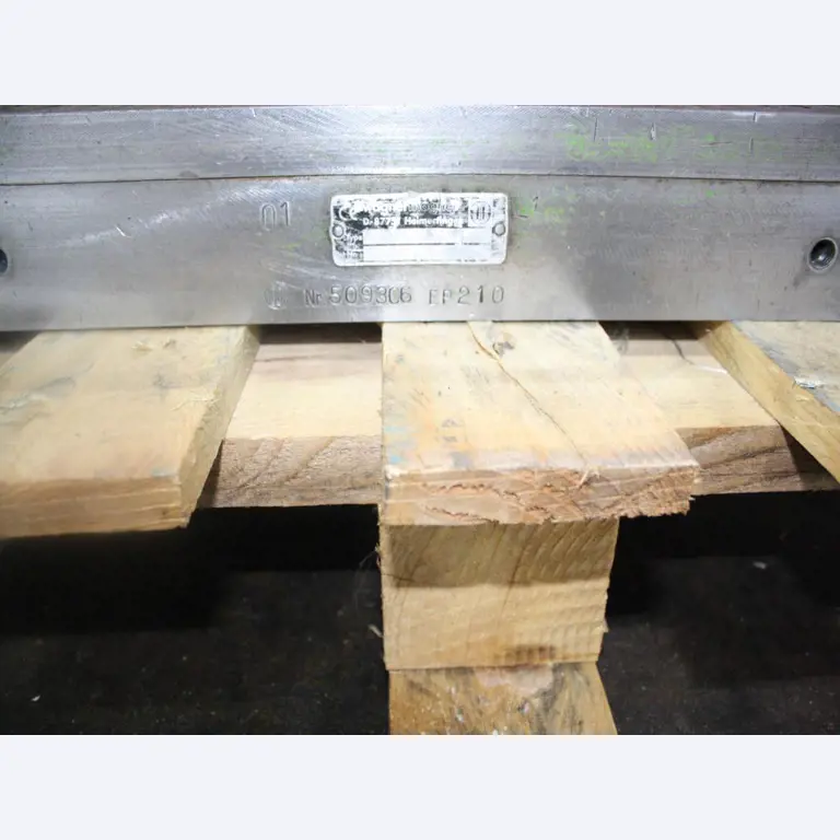 well-maintained machines from the metalworking/ machining sector -4