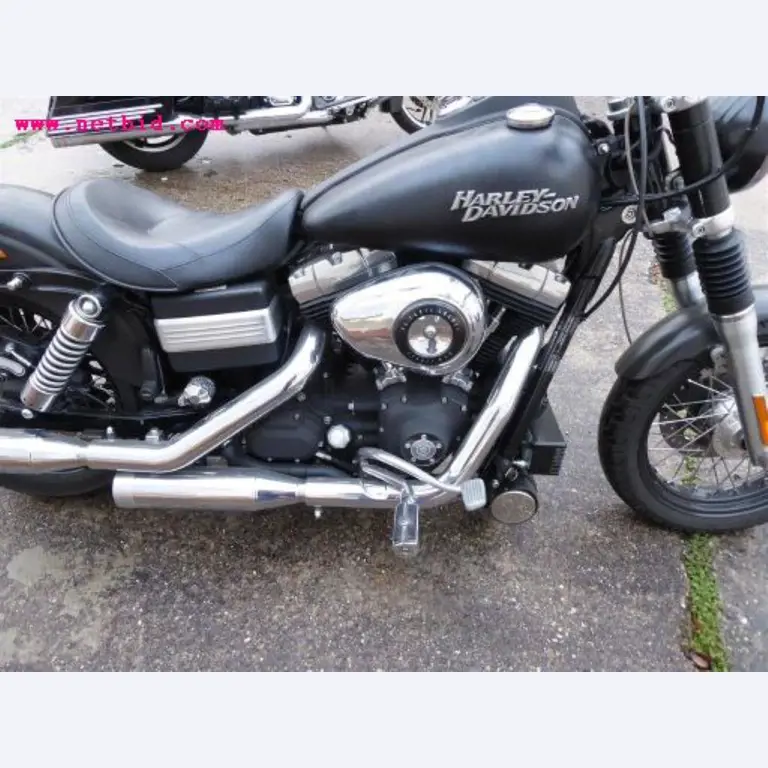 well-maintained vehicle fleet:<br>2 Porsche and 3 Harley Davidson-4