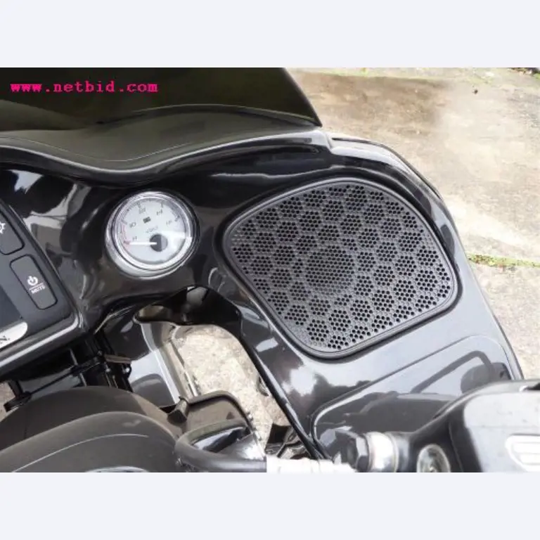 well-maintained vehicle fleet:<br>2 Porsche and 3 Harley Davidson-4