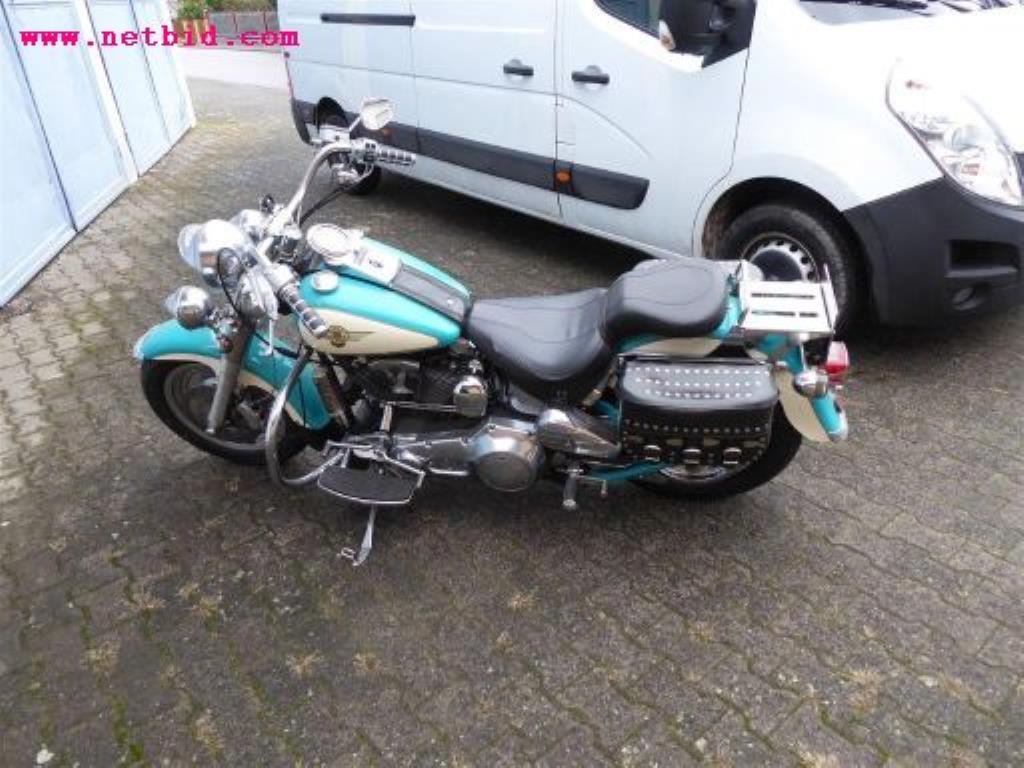 parc automobile bien entretenu:&lt;br&gt;2 Porsche ainsi que 3 Harley Davidson-1