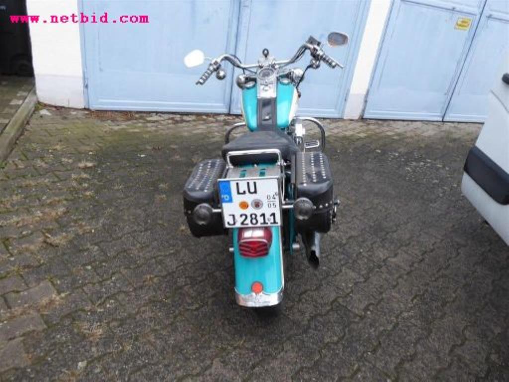 parc automobile bien entretenu:&lt;br&gt;2 Porsche ainsi que 3 Harley Davidson-5