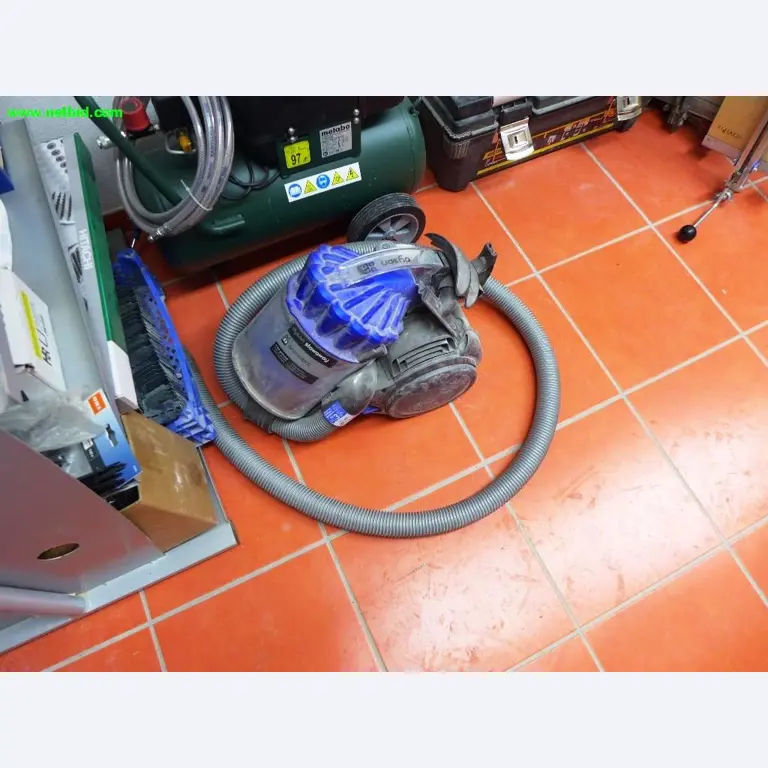 Möbelherstellung, div. Fertigmöbel <br>und Büros-1