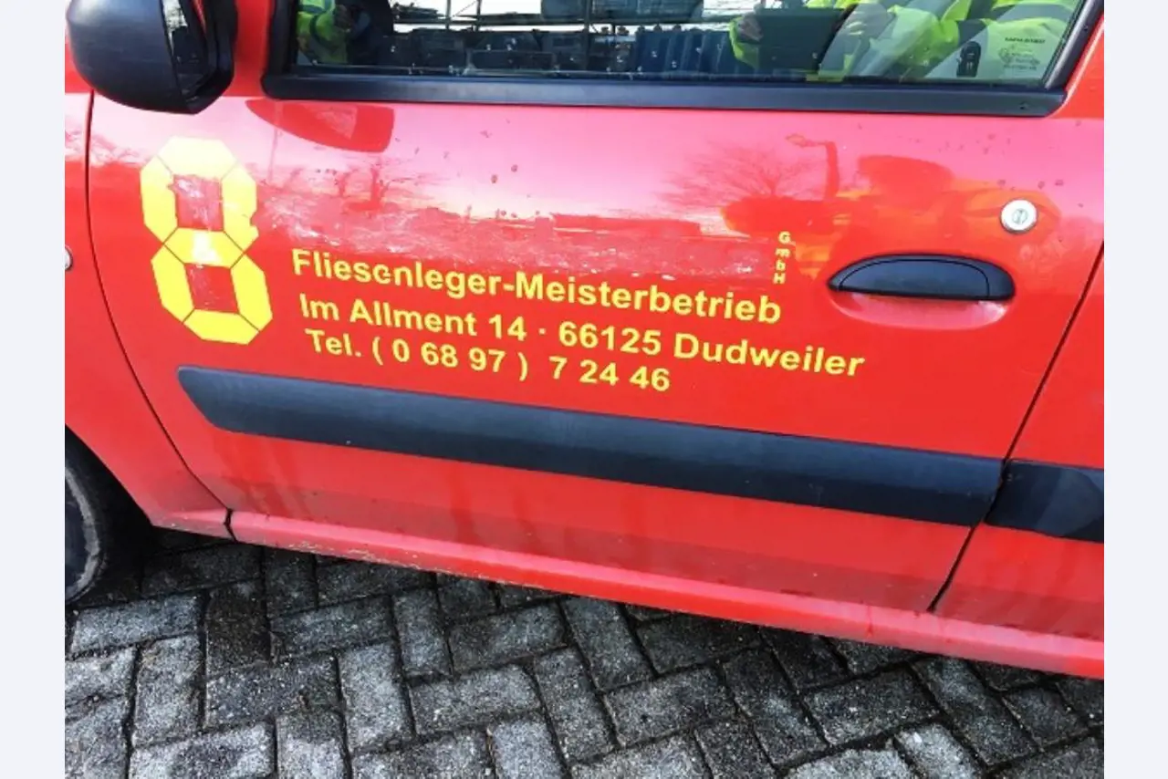 Möbelherstellung, div. Fertigmöbel <br>und Büros-12