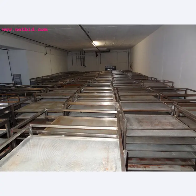 Linhas e máquinas de produção de panificação, equipamento operacional e de escritório e frota de veículos
-3