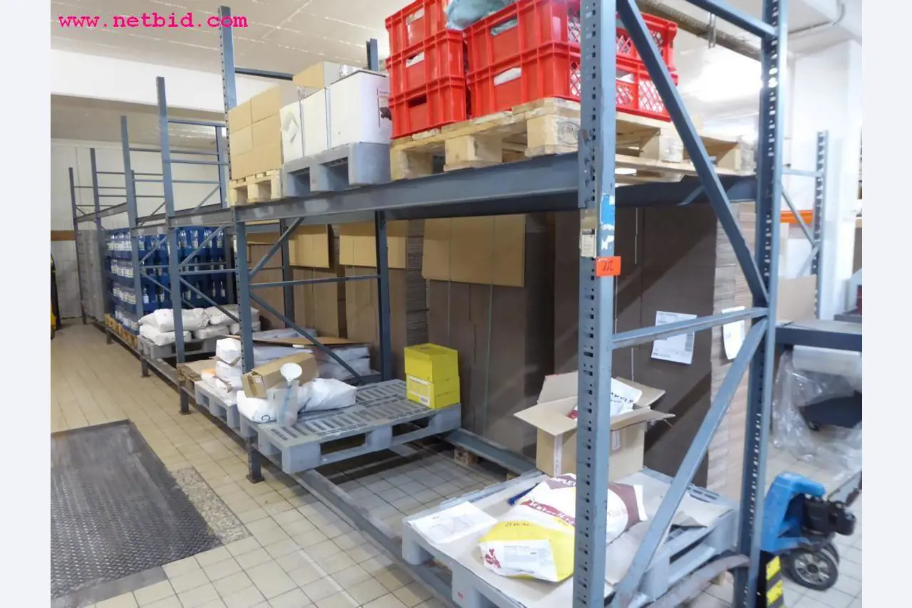 Linhas e máquinas de produção de panificação, equipamento operacional e de escritório e frota de veículos
-4