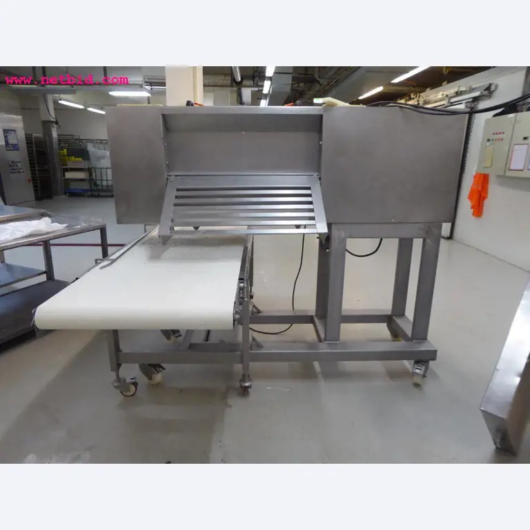 Linhas e máquinas de produção de panificação, equipamento operacional e de escritório e frota de veículos
-3