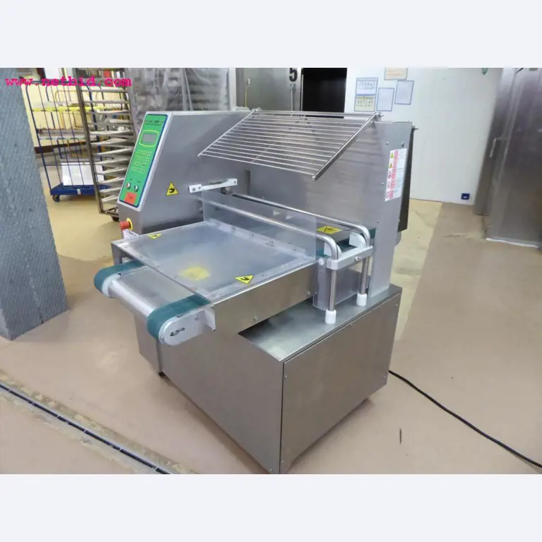 Linhas e máquinas de produção de panificação, equipamento operacional e de escritório e frota de veículos
-3