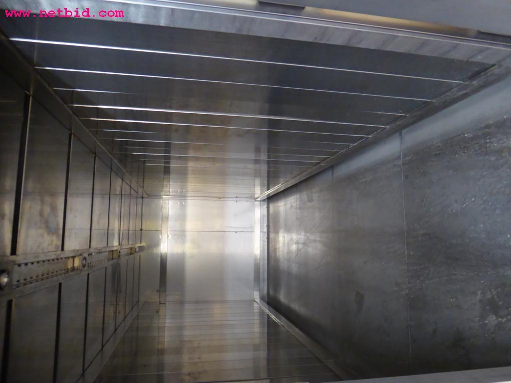 Linhas e máquinas de produção de panificação, equipamento operacional e de escritório e frota de veículos
-3