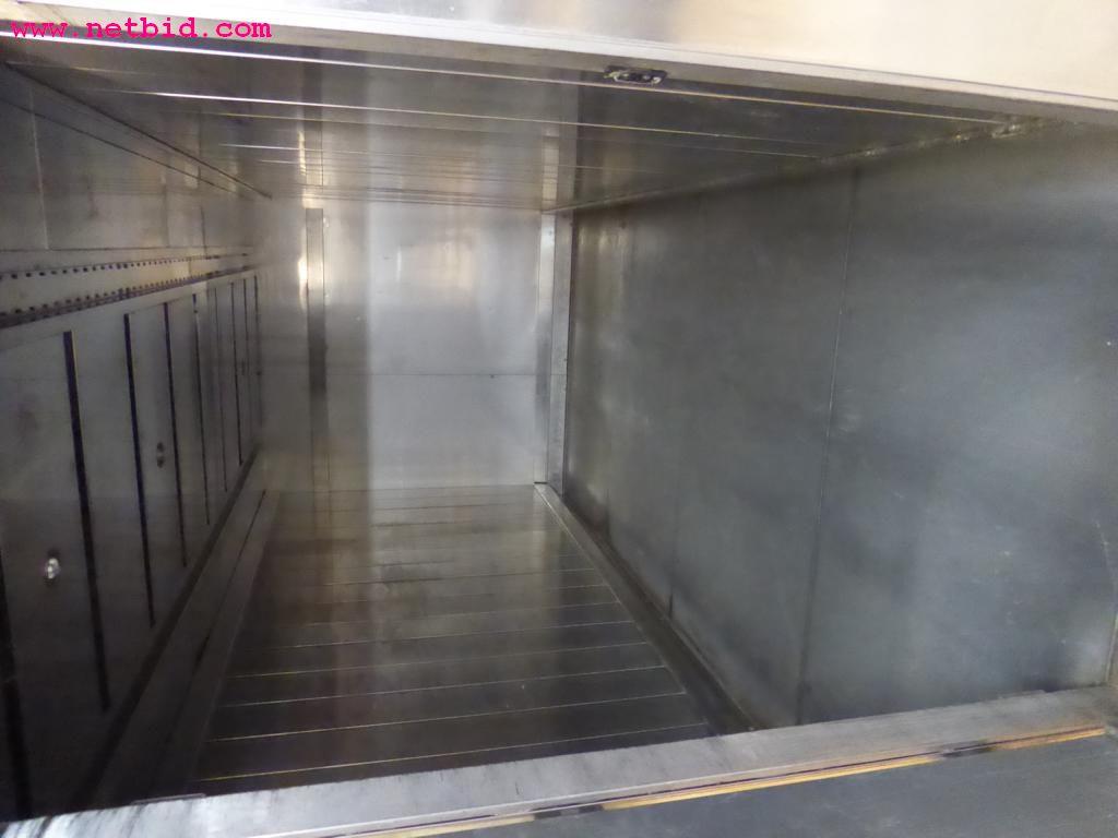 Linhas e máquinas de produção de panificação, equipamento operacional e de escritório e frota de veículos
-4