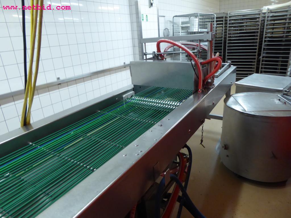 Linhas e máquinas de produção de panificação, equipamento operacional e de escritório e frota de veículos
-6