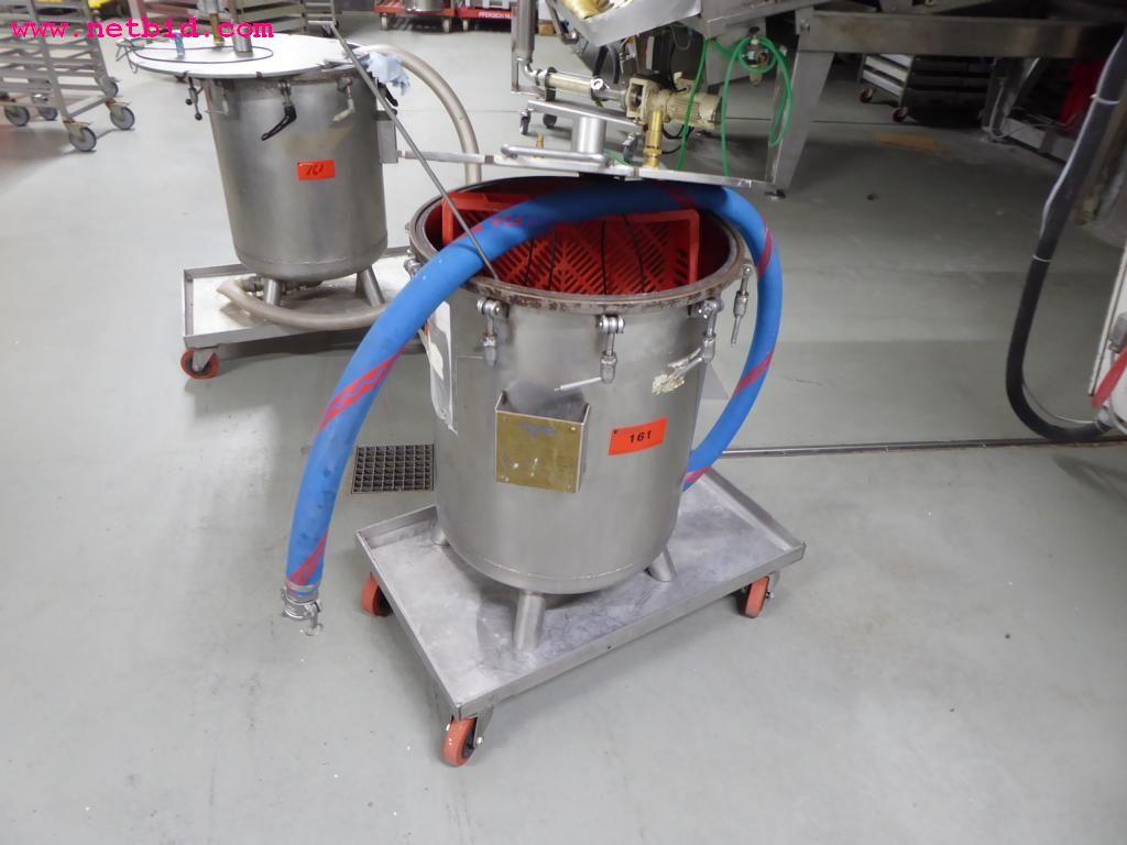 Linhas e máquinas de produção de panificação, equipamento operacional e de escritório e frota de veículos
-1