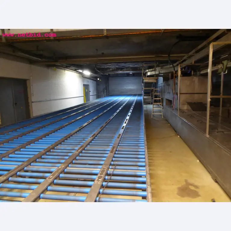 Linhas e máquinas de produção de panificação, equipamento operacional e de escritório e frota de veículos
-6