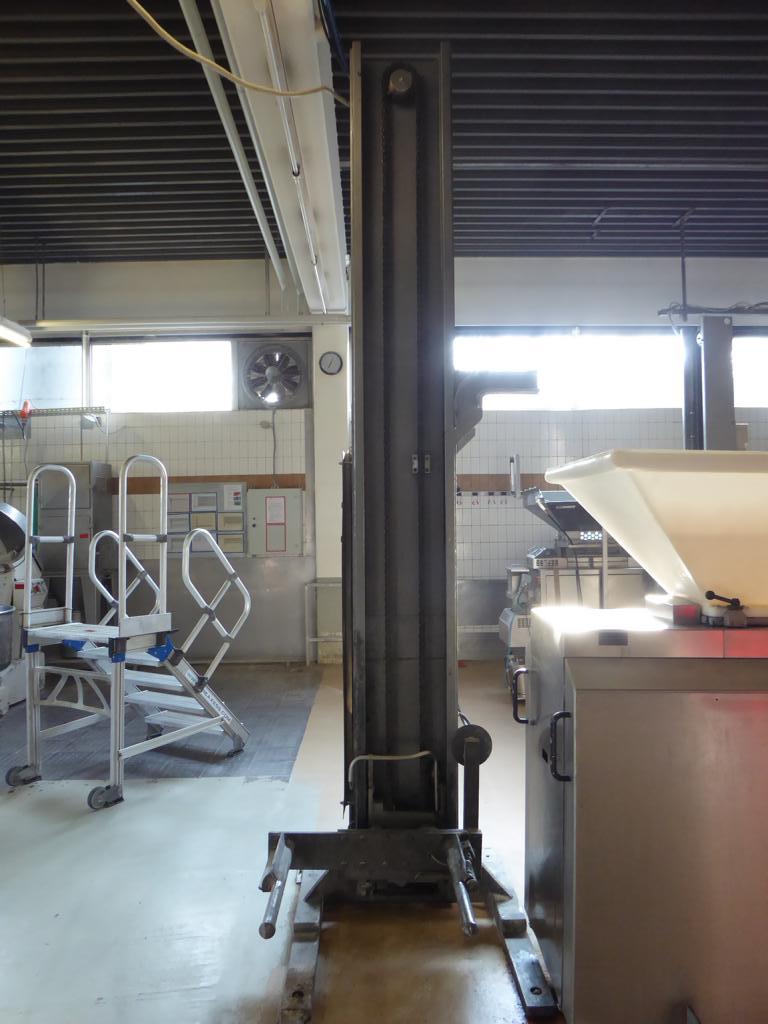 Bakery production lines and machines, business and office equipment <br>as well as vehicle fleet -3