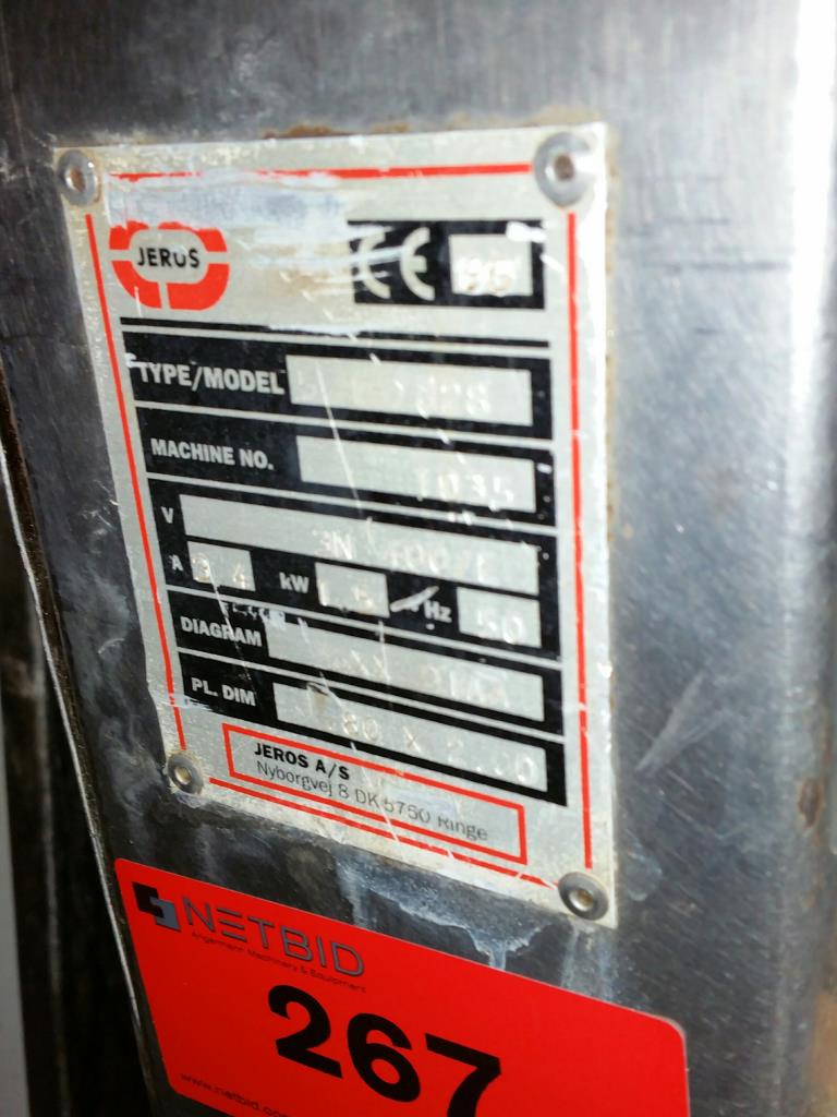 Linhas e máquinas de produção de panificação, equipamento operacional e de escritório e frota de veículos
-2