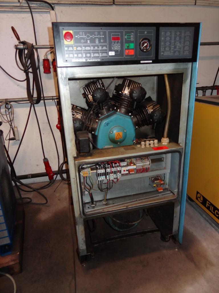 Linhas e máquinas de produção de panificação, equipamento operacional e de escritório e frota de veículos
-1