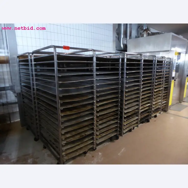 Linhas e máquinas de produção de panificação, equipamento operacional e de escritório e frota de veículos
-4