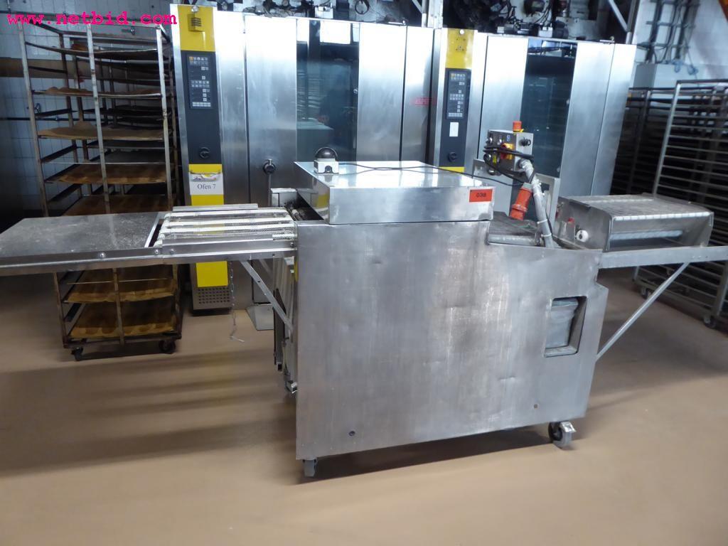 Linhas e máquinas de produção de panificação, equipamento operacional e de escritório e frota de veículos
-2