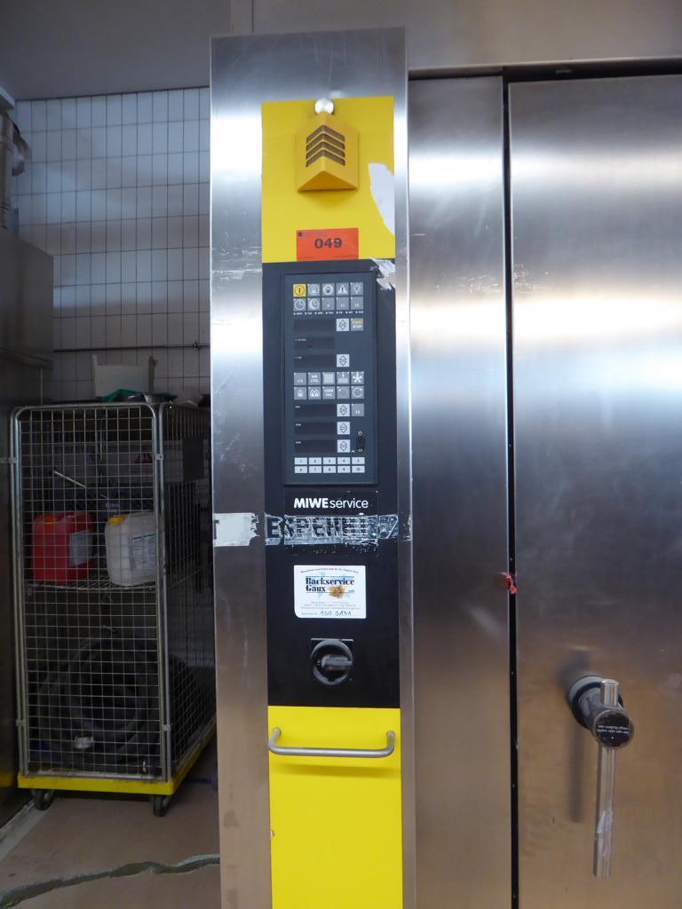 Bäckereiproduktionslinien und -maschinen, Betriebs- und Geschäftsausstattung<br>sowie Fuhrpark 
-2