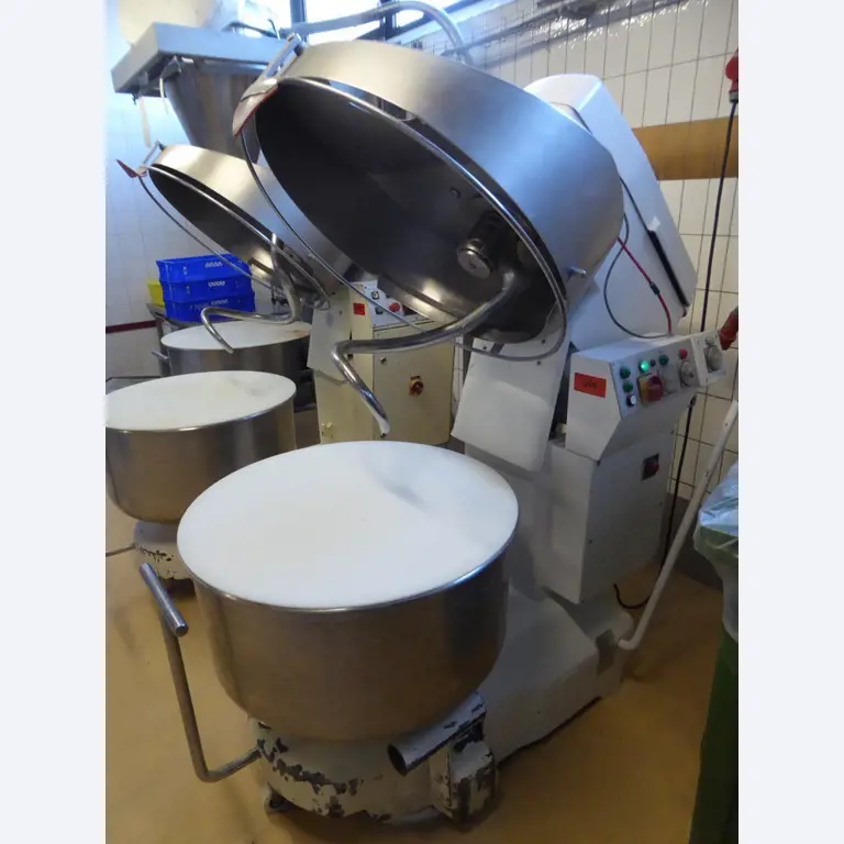 Bäckereiproduktionslinien und -maschinen, Betriebs- und Geschäftsausstattung<br>sowie Fuhrpark 
-2