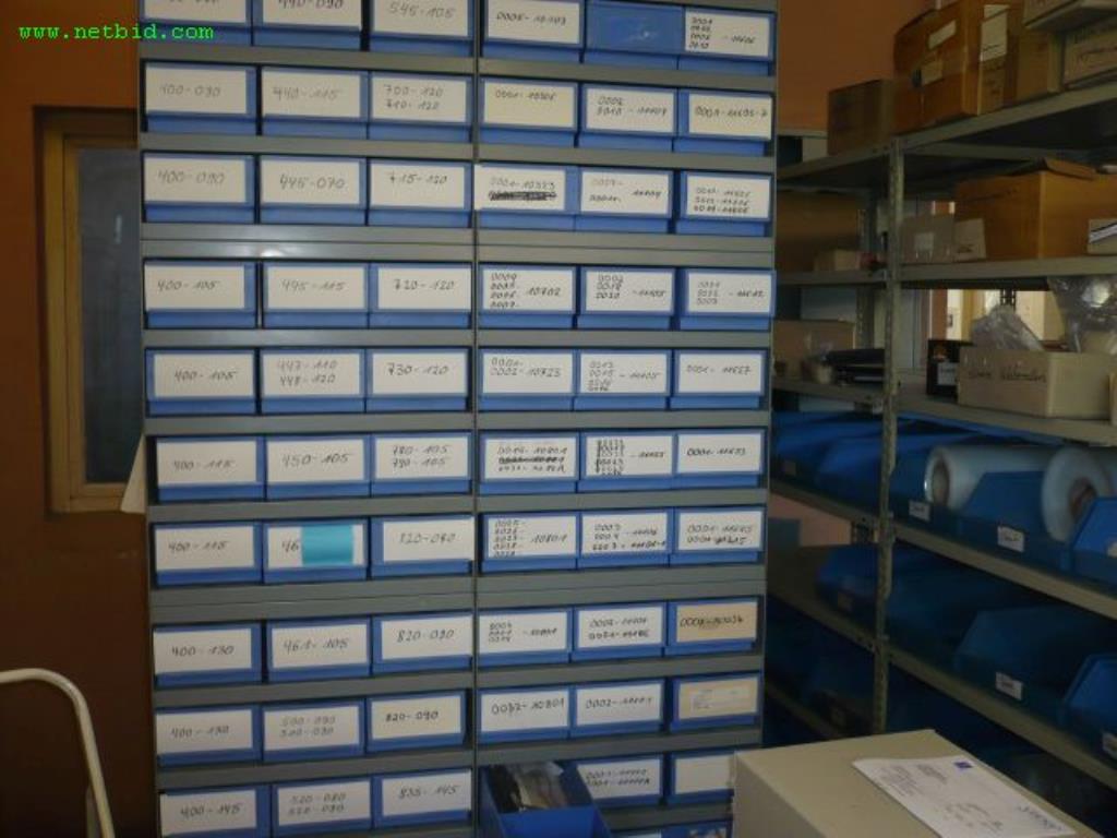 Maschinen, maschinellen Anlagen sowie die Büro – und Geschäftsausstattung<br>-1