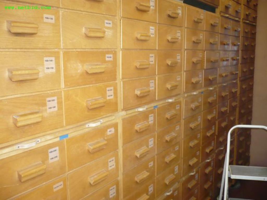 Maschinen, maschinellen Anlagen sowie die Büro – und Geschäftsausstattung<br>-4