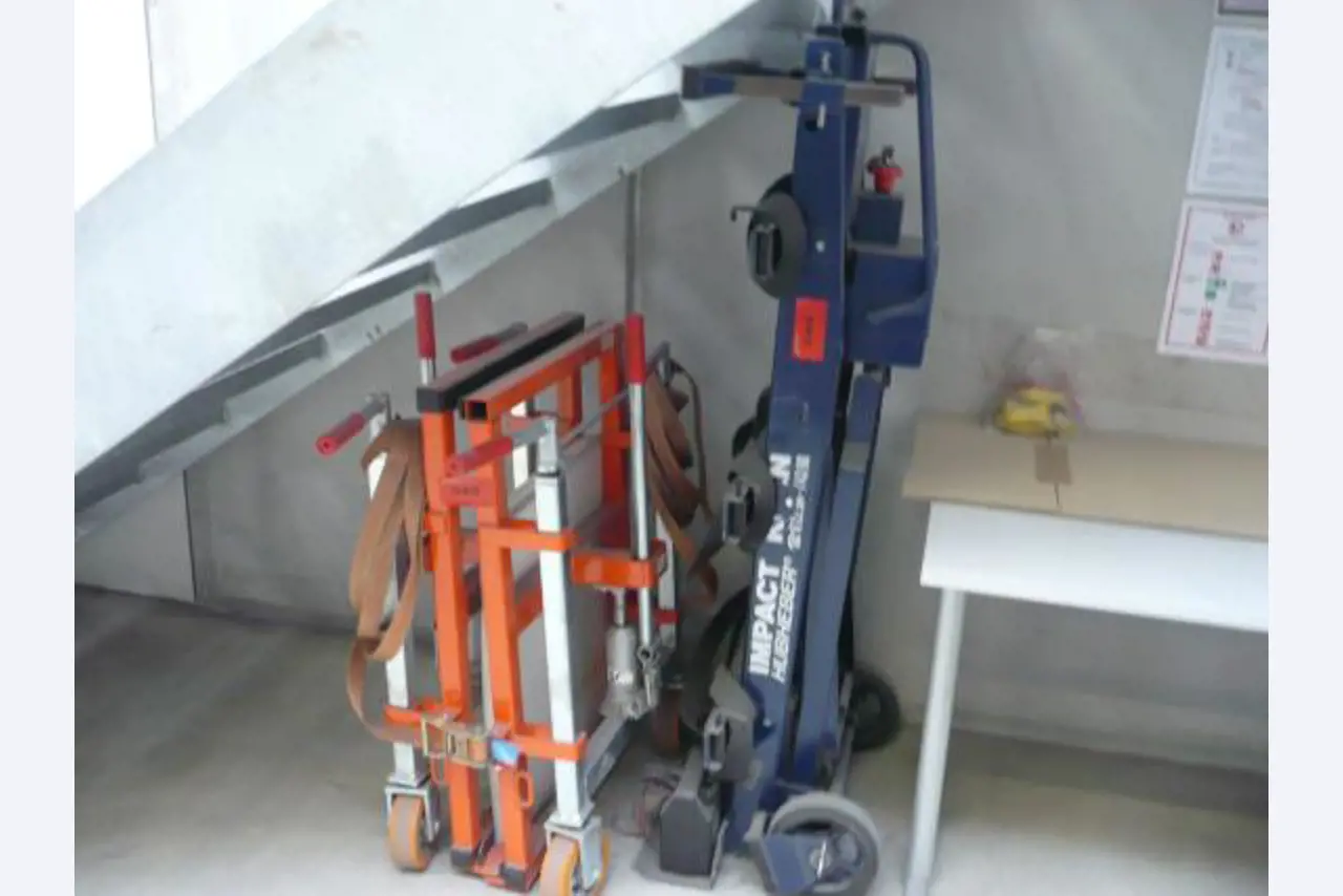 tooling machines for steel working-12