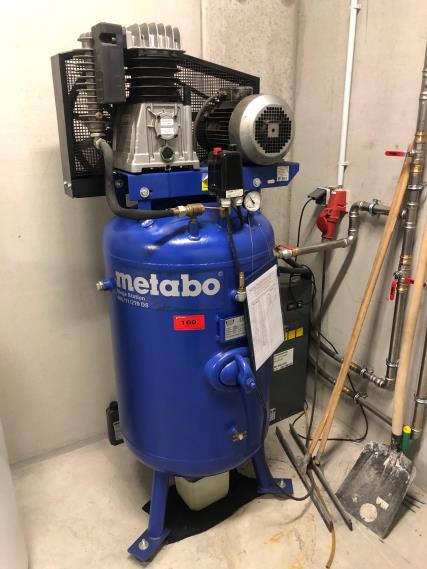 gepflegte Werkzeugmaschinen zur Stahlbearbeitung-15