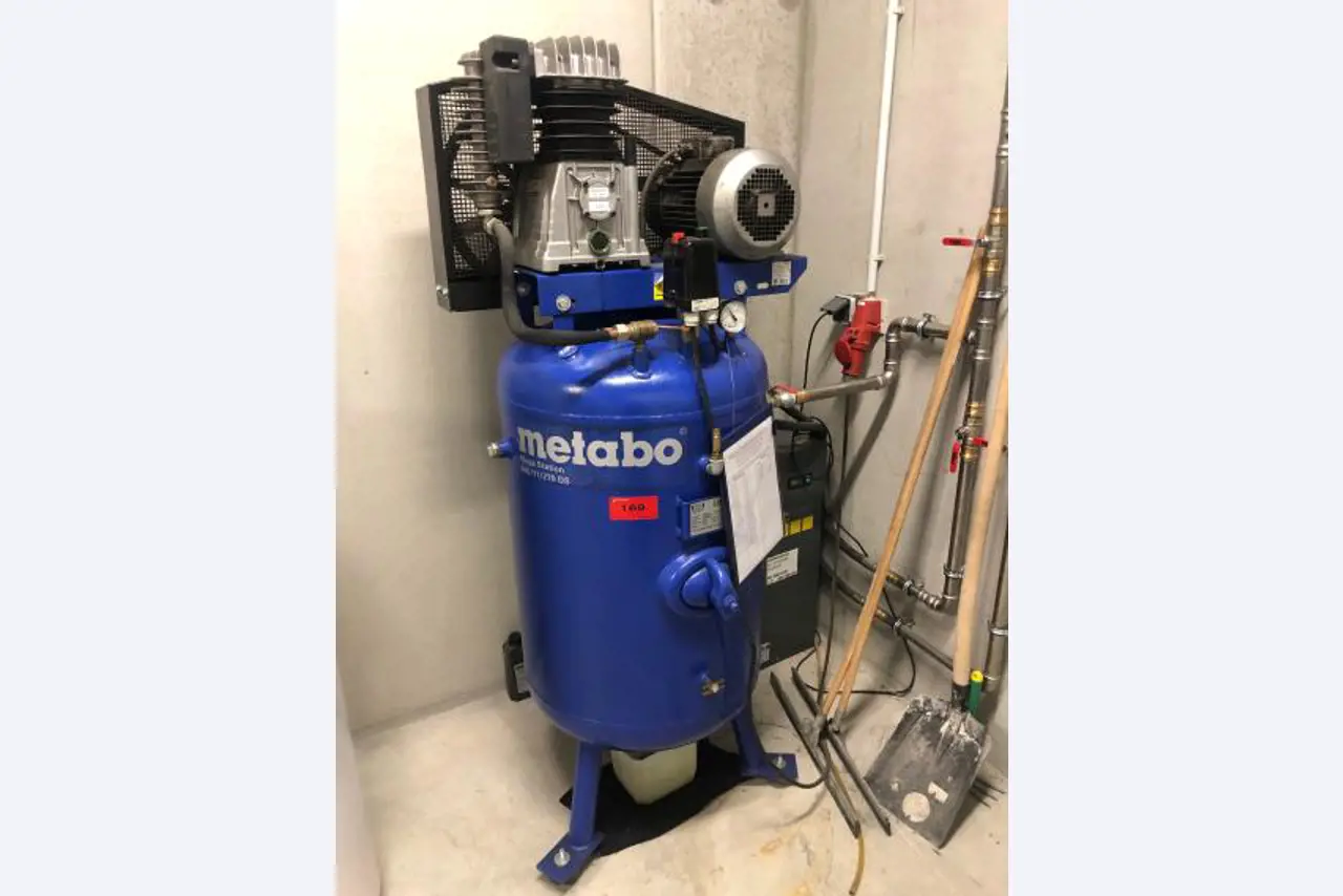 tooling machines for steel working-15