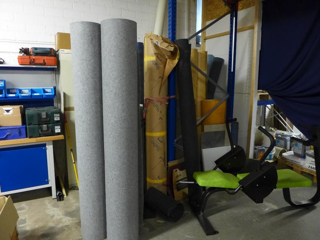 Maschinen zur Herstellung von Möbeln, div. Fertigmöbel und Büros -12