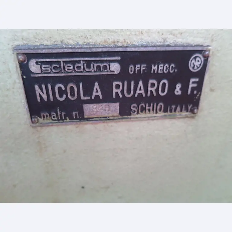 forklift trucks and car pool<br>-2