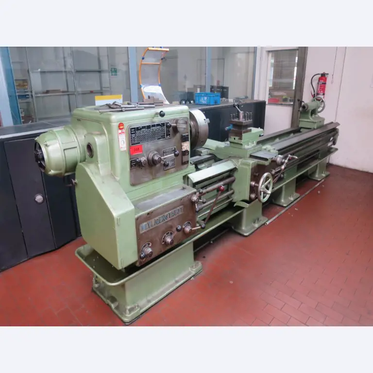 forklift trucks and car pool<br>-1