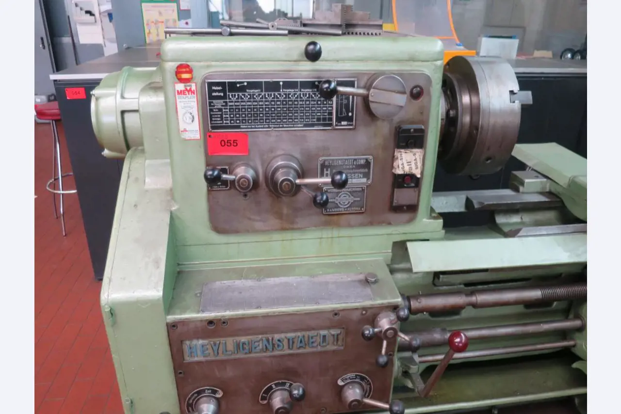 forklift trucks and car pool<br>-2