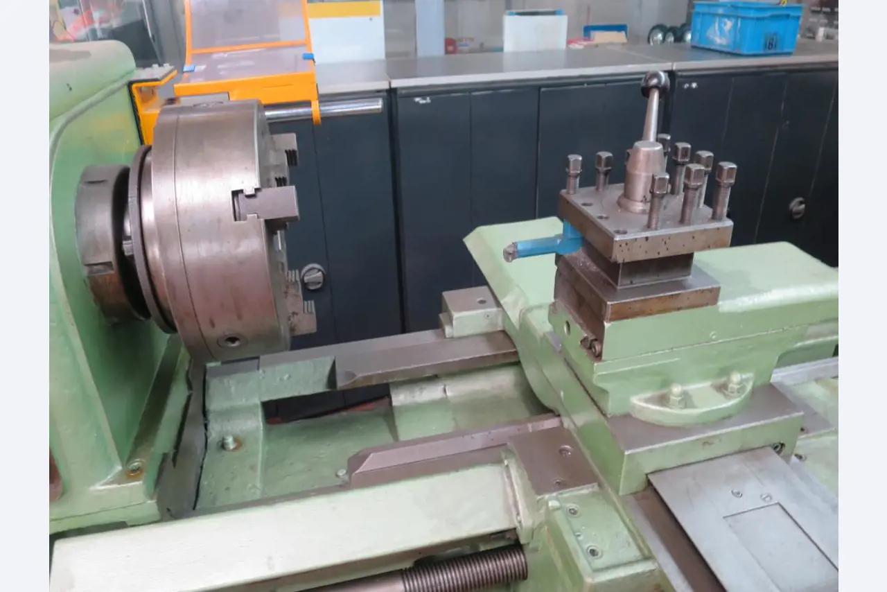 forklift trucks and car pool<br>-3