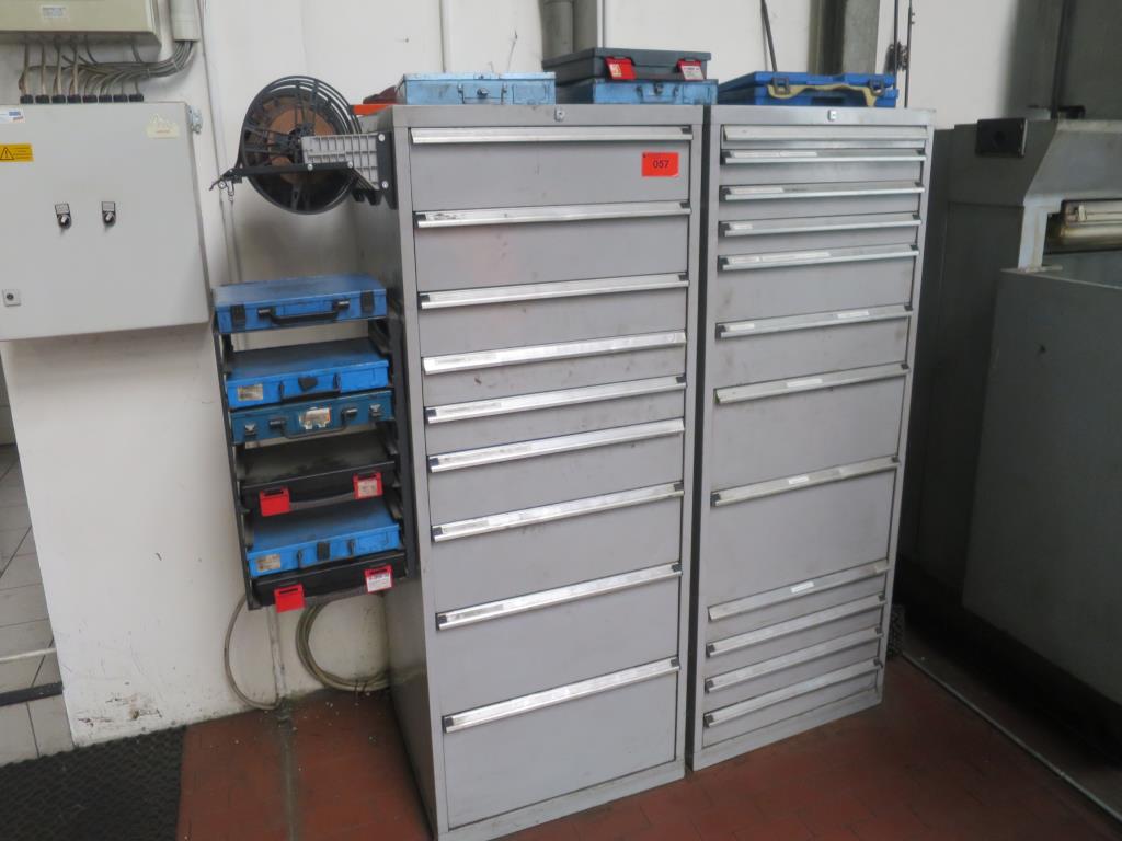 forklift trucks and car pool<br>-1