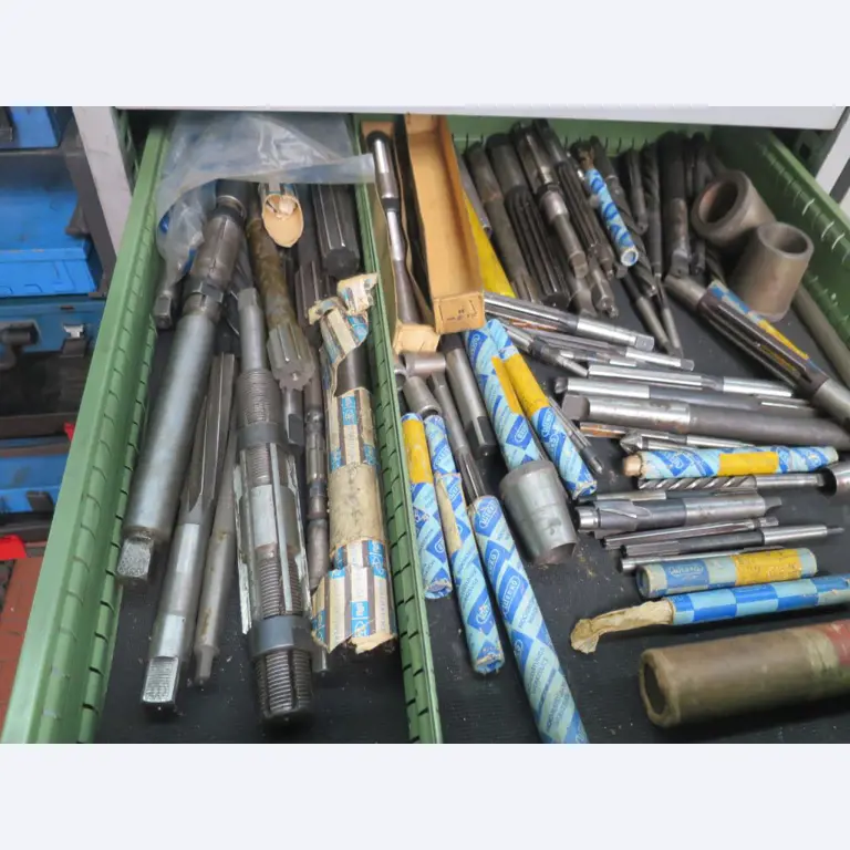 forklift trucks and car pool<br>-2