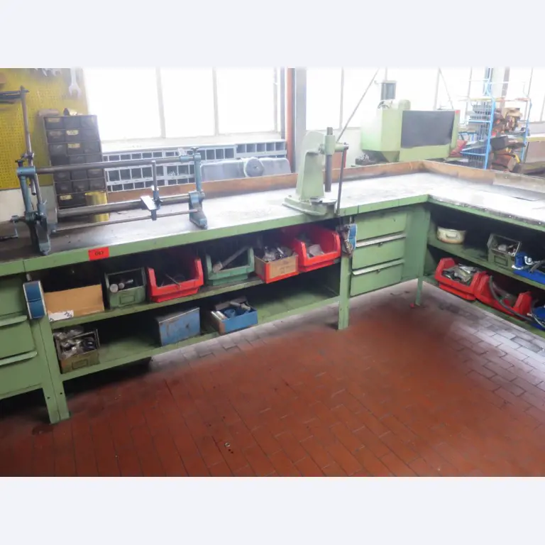 forklift trucks and car pool<br>-4