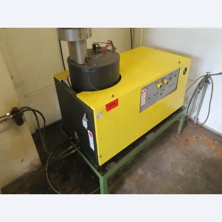 forklift trucks and car pool<br>-1