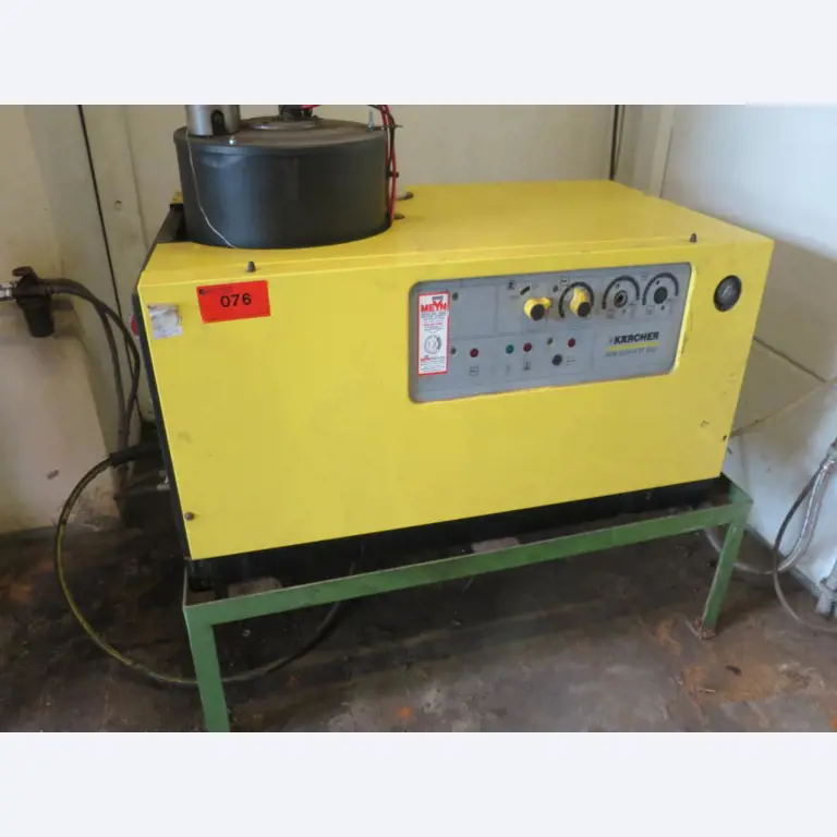 forklift trucks and car pool<br>-2