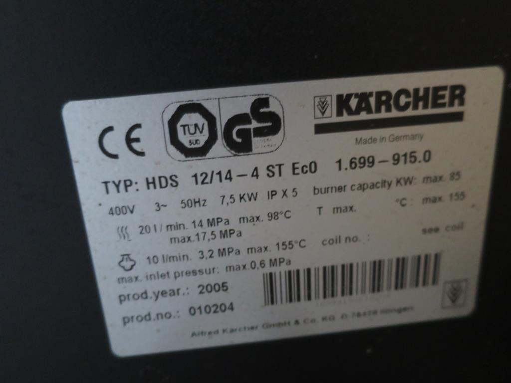 forklift trucks and car pool<br>-4