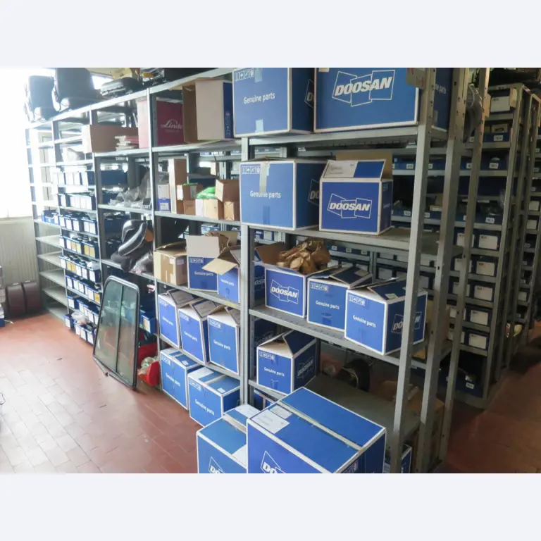 forklift trucks and car pool<br>-2