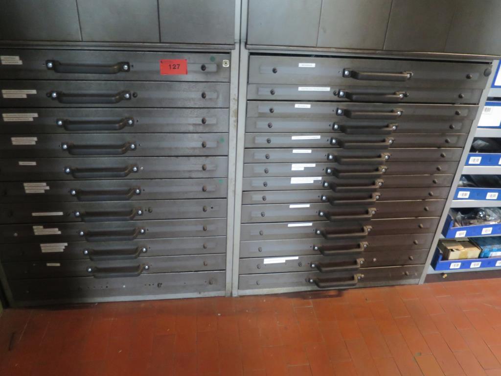 forklift trucks and car pool<br>-1