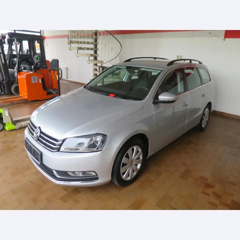 forklift trucks and car pool<br>-1