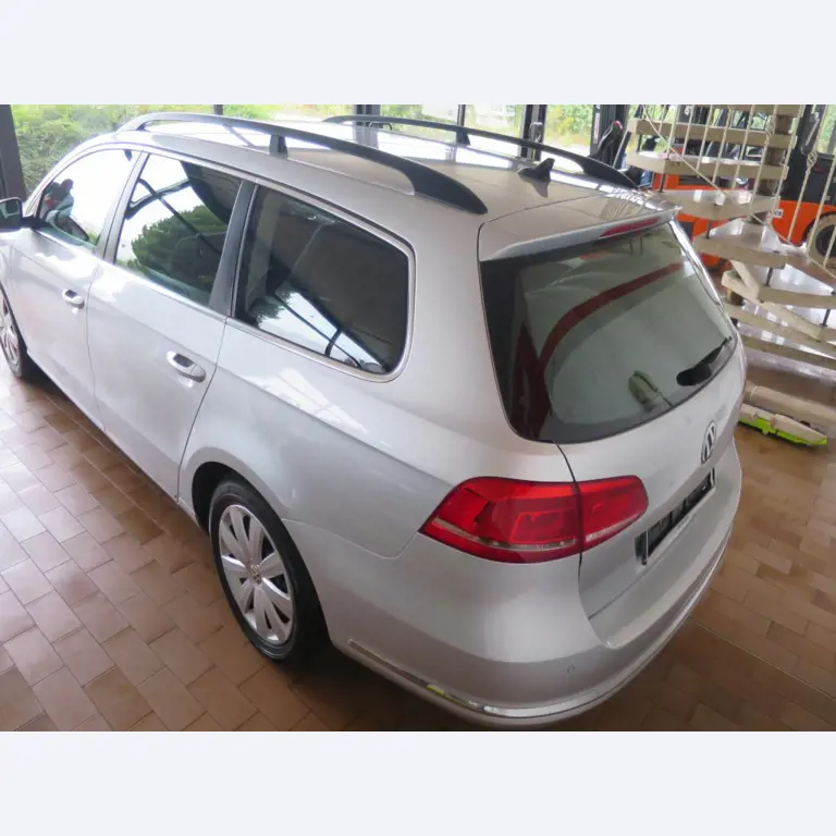 forklift trucks and car pool<br>-3